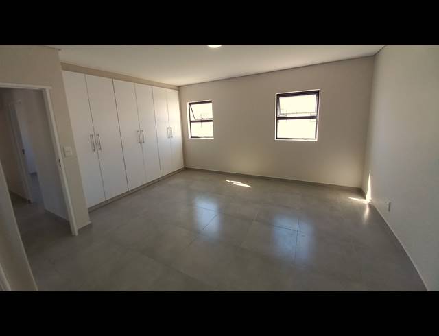 3 BEDROOM HOUSE FOR SALE IN BRITANNIA BEACH ESTATE